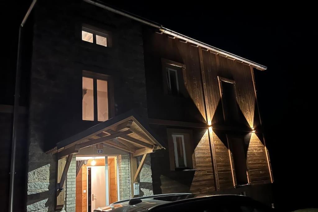 Appartement 5 Personnes Avec Espace Plein Air Saint-Maurice-sur-Moselle Luaran gambar