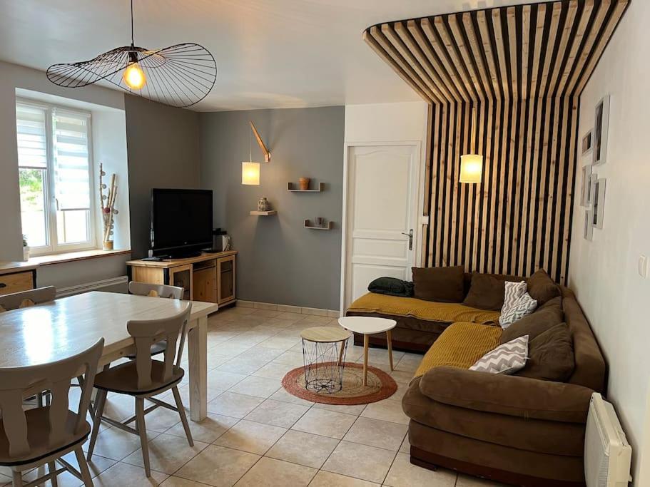 Appartement 5 Personnes Avec Espace Plein Air Saint-Maurice-sur-Moselle Luaran gambar